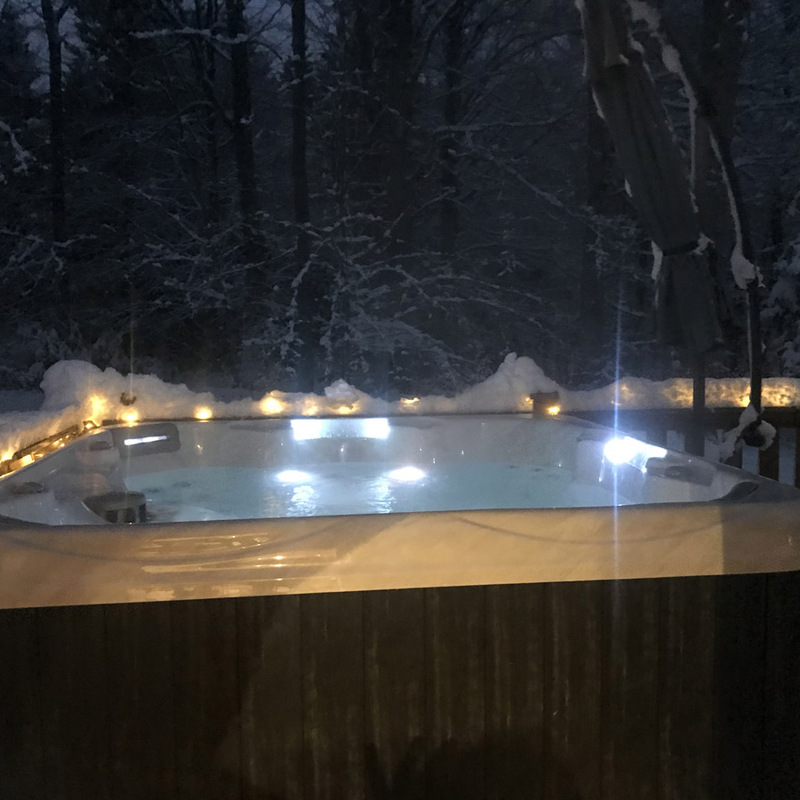 Jacuzzi Karins Stuga
